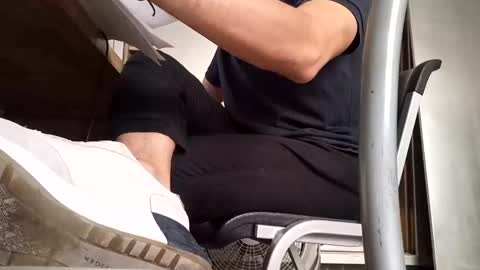 Snapshot of idris_izan chatting on 10/29/25, 01:46 idris izan online show from 10/29/25, 01:46