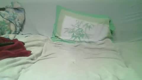 ifeellonelysometimes online show from 05/02/26, 07:30
