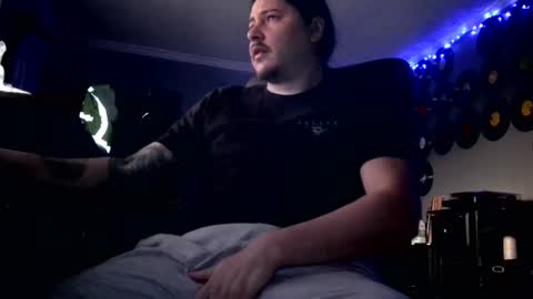Snapshot of iggy_iggy_iggy chatting on 02/13/25, 11:26 iggy_iggy_iggy online show from 02/13/25, 11:26