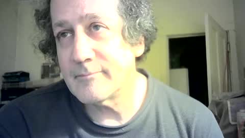 Snapshot of ignoredlittlestloser chatting on 01/07/25, 04:18 ignoredlittlestloser online show from 01/07/25, 04:18