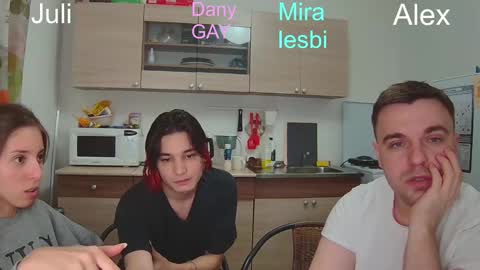 Julia and Mira online show from 12/16/24, 06:49