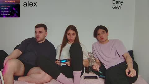 Julia and Mira online show from 01/20/25, 04:23