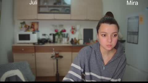 Julia and Mira online show from 02/09/25, 04:40