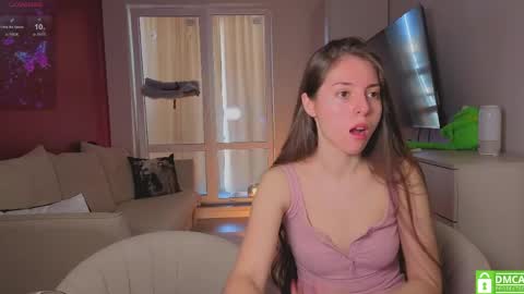 Julia and Mira online show from 05/03/26, 05:24