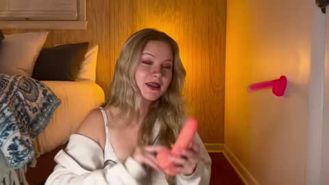 cassie online show from 12/10/24, 05:28