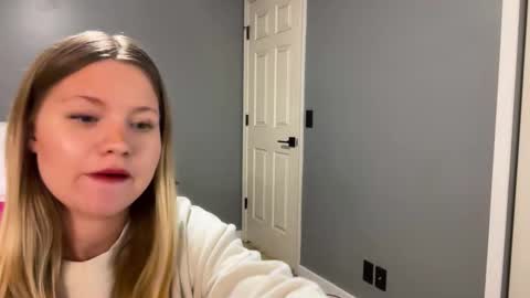cassie online show from 11/07/25, 12:10