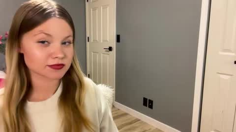 cassie online show from 11/07/25, 09:04