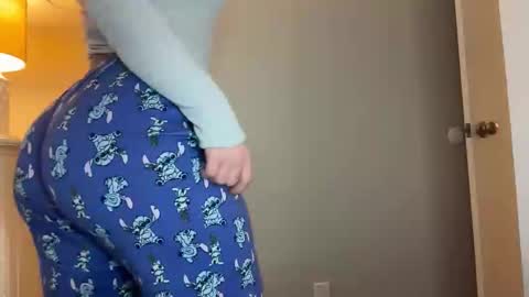 cassie online show from 12/14/25, 09:52