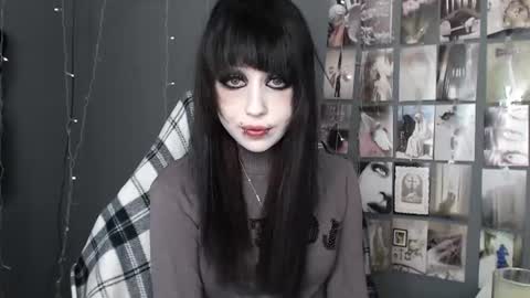 iiiiiiis online show from 06/11/26, 06:00