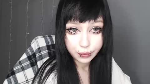 iiiiiiis online show from 06/15/26, 12:29