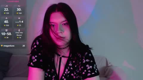 Vella online show from 10/19/25, 02:40