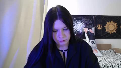 Vella online show from 04/27/26, 10:35