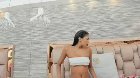 ikia lopez online show from 06/23/26, 11:52