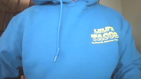 Snapshot of il_undercover chatting on 12/06/24, 11:44 il_undercover online show from 12/06/24, 11:44