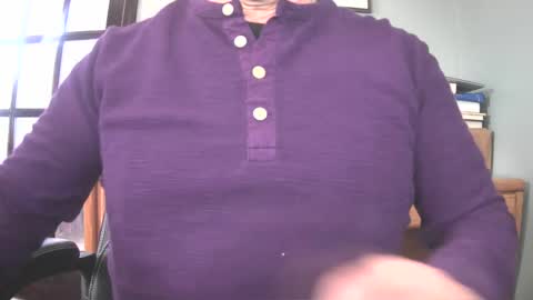 Snapshot of il_undercover chatting on 12/23/24, 04:17 il_undercover online show from 12/23/24, 04:17