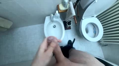 Snapshot of ilconte81 chatting on 01/12/25, 02:52 ilconte81 online show from 01/12/25, 02:52