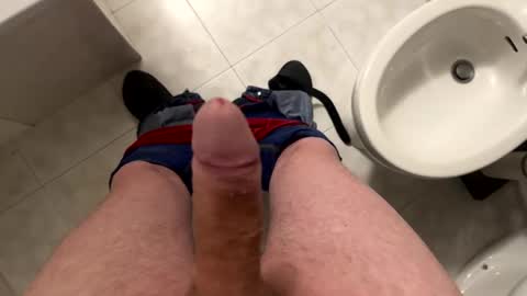 Snapshot of ilconte81 chatting on 02/20/25, 10:37 ilconte81 online show from 02/20/25, 10:37