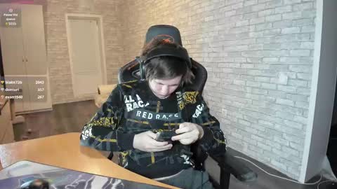 iliaskris online show from 03/07/25, 09:38