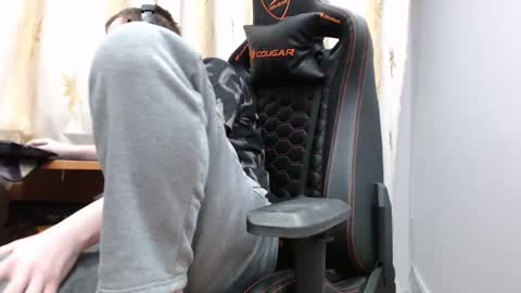 lord online show from 11/06/25, 01:34