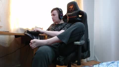 Snapshot of iliaskrisloveee chatting on 05/29/26, 07:06 lord online show from 05/29/26, 07:06