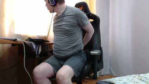 Snapshot of iliaskrisloveee chatting on 06/03/26, 06:49 lord online show from 06/03/26, 06:49