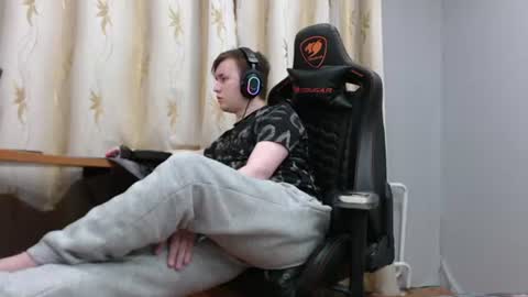 Snapshot of iliaskrisloveee chatting on 06/10/26, 07:13 lord online show from 06/10/26, 07:13