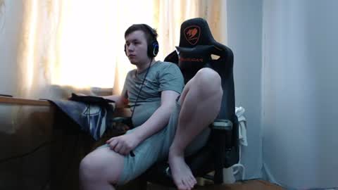 Snapshot of iliaskrisloveee chatting on 06/16/26, 02:58 lord online show from 06/16/26, 02:58