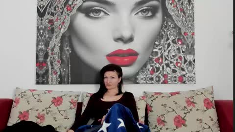 Snapshot of illegalbeauty87 chatting on 02/03/26, 03:26 Ingrid or more easier...Miss GoDDess Mistress online show from 02/03/26, 03:26