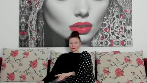 Snapshot of illegalbeauty87 chatting on 03/29/26, 07:47 Ingrid or more easier...Miss GoDDess Mistress online show from 03/29/26, 07:47