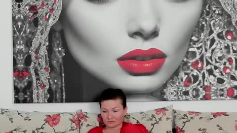 Snapshot of illegalbeauty87 chatting on 04/07/26, 12:55 Ingrid or more easier...Miss GoDDess Mistress online show from 04/07/26, 12:55