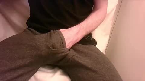 Snapshot of illubricat chatting on 02/15/25, 04:56 illubricat online show from 02/15/25, 04:56