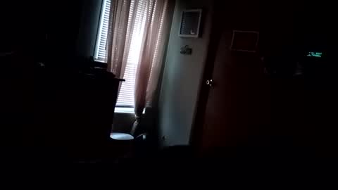 Snapshot of iloomin8 chatting on 01/25/25, 12:58 Iloomin8ion online show from 01/25/25, 12:58