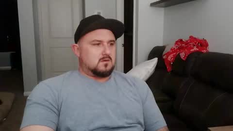 Snapshot of ilovedaddy19993433 chatting on 02/10/26, 04:44 Letsgogetit online show from 02/10/26, 04:44