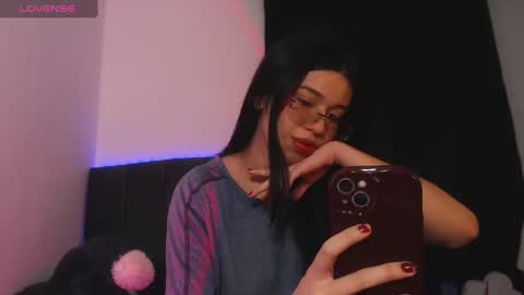 Ily Bea online show from 01/21/25, 01:50