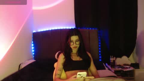 Ily Bea online show from 10/04/25, 01:03