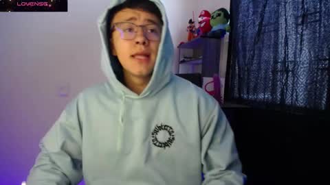 Snapshot of im__noah chatting on 03/05/25, 01:39 im__noah online show from 03/05/25, 01:39