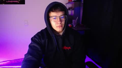 Snapshot of im__noah chatting on 03/08/25, 11:05 im__noah online show from 03/08/25, 11:05