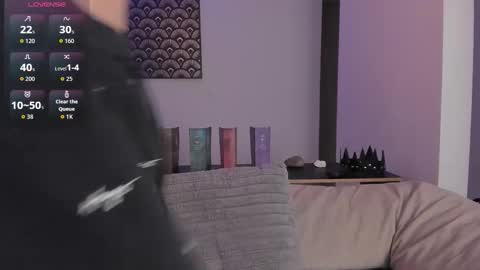 IM  THOMAS online show from 12/15/25, 05:01