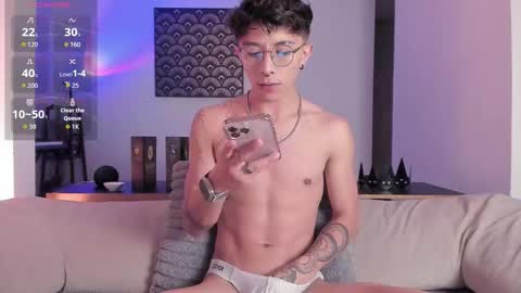 IM  THOMAS online show from 12/20/25, 02:07