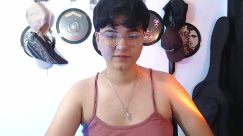 Sophie online show from 05/13/26, 01:58