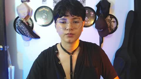 Sophie online show from 05/15/26, 11:01