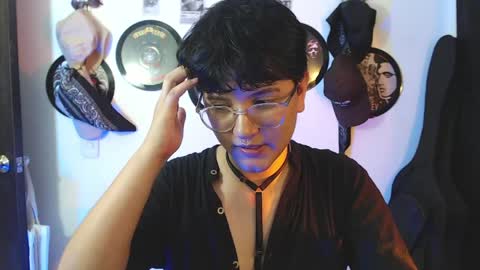 Sophie online show from 05/15/26, 11:34