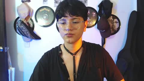 Sophie online show from 05/15/26, 11:45