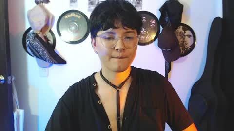 Sophie online show from 05/15/26, 11:56