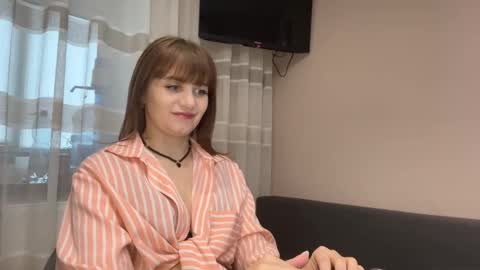 Snapshot of im_alisa_ chatting on 10/24/25, 07:16 Alisa online show from 10/24/25, 07:16