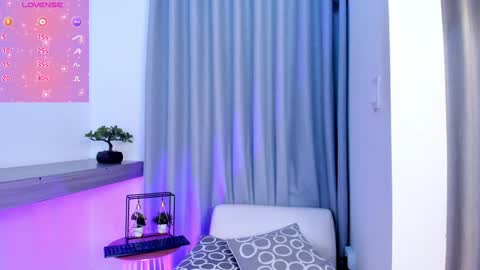  LUCY online show from 01/31/25, 01:54