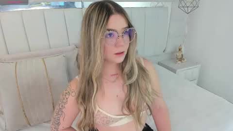 DAHLIA online show from 03/04/25, 08:38