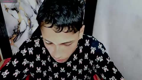 Snapshot of im_david01 chatting on 01/16/26, 01:04 im_david01 online show from 01/16/26, 01:04