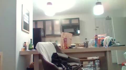 Snapshot of im_elliana chatting on 10/01/25, 09:37 Ellliiana  online show from 10/01/25, 09:37
