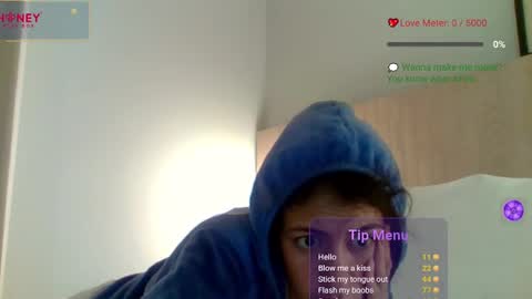 Snapshot of im_elliana chatting on 10/14/25, 03:07 Ellliiana  online show from 10/14/25, 03:07